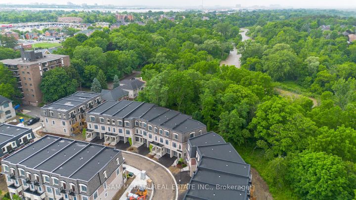 Photo 36 at 90 Salina Street, Streetsville, Mississauga