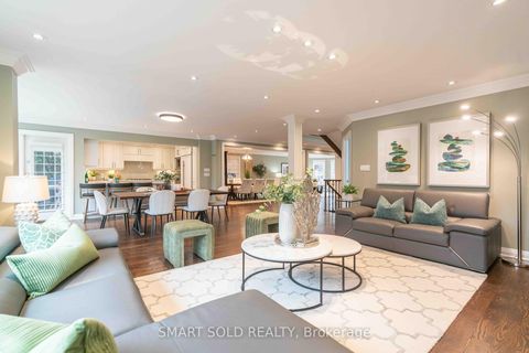 Photo 14 at 107 Arnold Avenue, Yorkhill, Vaughan