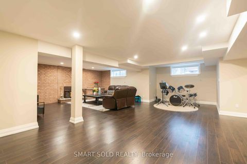 Photo 40 at 107 Arnold Avenue, Yorkhill, Vaughan