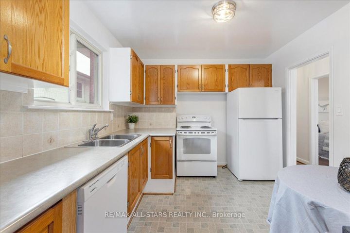 Photo 9 at 55 Sancrest Drive, Bendale, Toronto