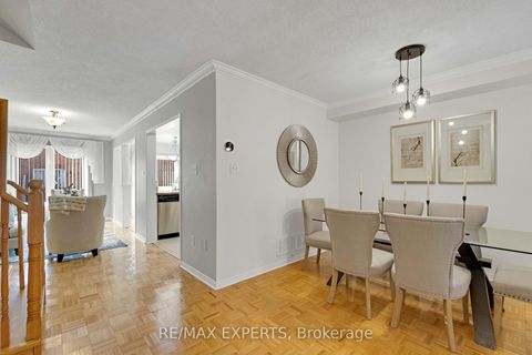 Photo 3 at 61 - 19 Foxchase Avenue, East Woodbridge, Vaughan