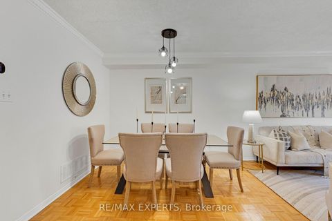 Photo 6 at 61 - 19 Foxchase Avenue, East Woodbridge, Vaughan