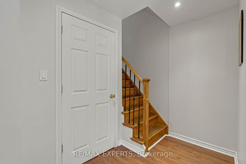 Photo 27 at 61 - 19 Foxchase Avenue, East Woodbridge, Vaughan