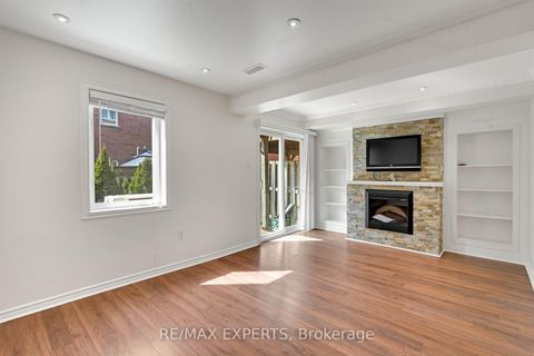 Photo 28 at 61 - 19 Foxchase Avenue, East Woodbridge, Vaughan