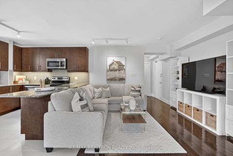 Photo 6 at 106 - 2603 Bathurst Street, Forest Hill North, Toronto