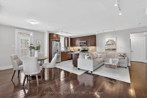 Photo 11 at 106 - 2603 Bathurst Street, Forest Hill North, Toronto