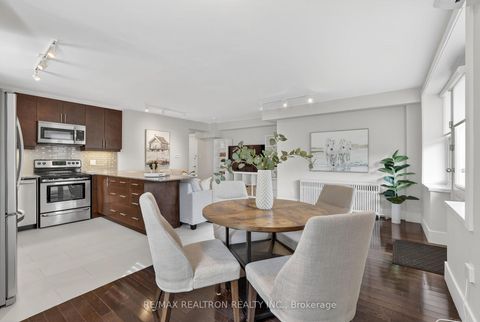 Photo 12 at 106 - 2603 Bathurst Street, Forest Hill North, Toronto