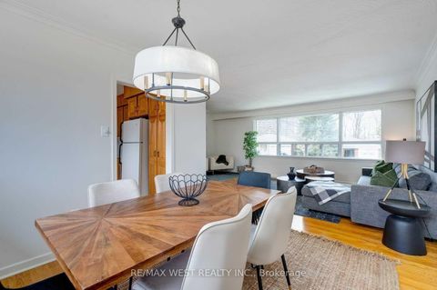 Photo 8 at 29 Fulwell Crescent, York University Heights, Toronto
