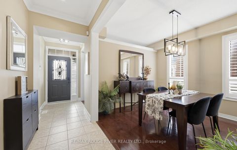 Photo 3 at 26 Corsham Drive, Brooklin, Whitby