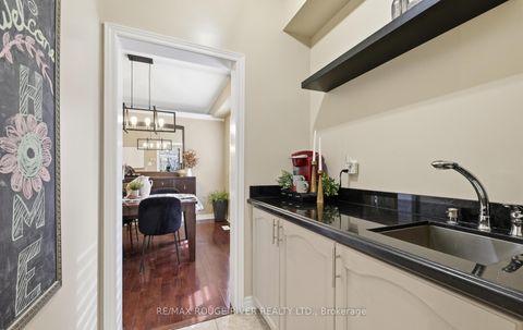 Photo 6 at 26 Corsham Drive, Brooklin, Whitby