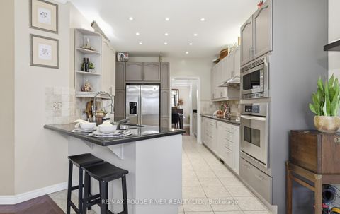 Photo 9 at 26 Corsham Drive, Brooklin, Whitby