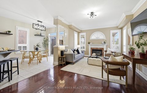 Photo 13 at 26 Corsham Drive, Brooklin, Whitby