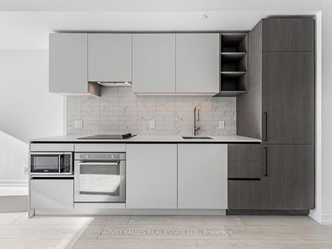 Photo 4 at 1711 - 55 Mercer Street, Waterfront Communities C1, Toronto