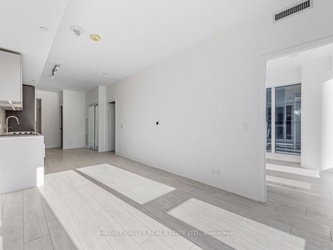 Photo 14 at 1711 - 55 Mercer Street, Waterfront Communities C1, Toronto