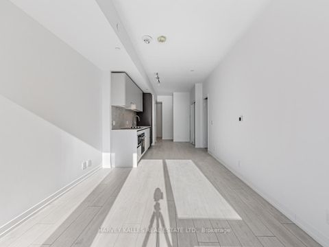 Photo 15 at 1711 - 55 Mercer Street, Waterfront Communities C1, Toronto