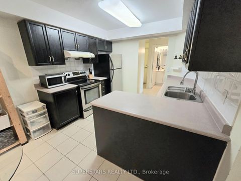Photo 16 at 909 - 115 Omni Drive, Bendale, Toronto