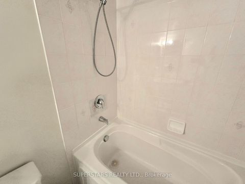Photo 21 at 909 - 115 Omni Drive, Bendale, Toronto