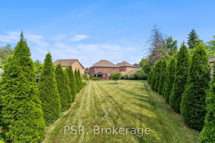 Photo 27 at 12 Danfield Court, Credit Valley, Brampton