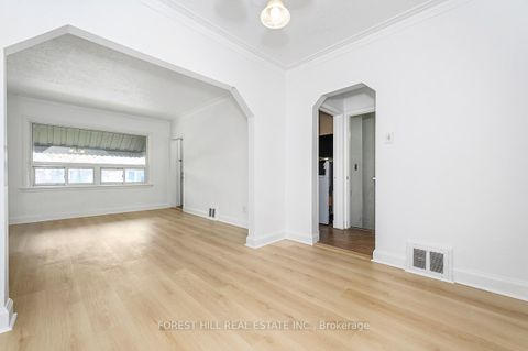 Photo 15 at 667 Pharmacy Avenue, Birchmount, Toronto