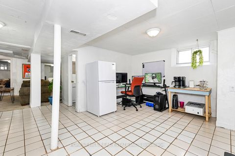 Photo 19 at 667 Pharmacy Avenue, Birchmount, Toronto