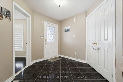Photo 4 at 25 Meyer Avenue, East Bayfield, Barrie