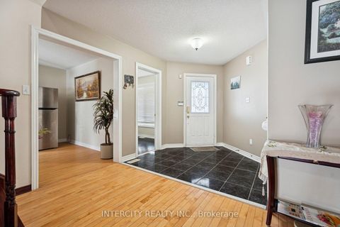 Photo 5 at 25 Meyer Avenue, East Bayfield, Barrie