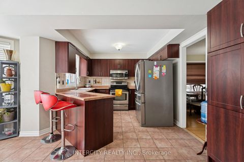 Photo 11 at 25 Meyer Avenue, East Bayfield, Barrie