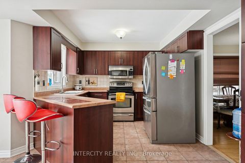 Photo 12 at 25 Meyer Avenue, East Bayfield, Barrie