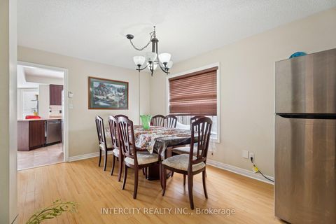 Photo 17 at 25 Meyer Avenue, East Bayfield, Barrie