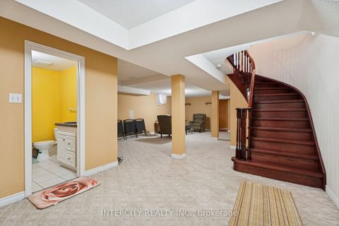 Photo 38 at 25 Meyer Avenue, East Bayfield, Barrie