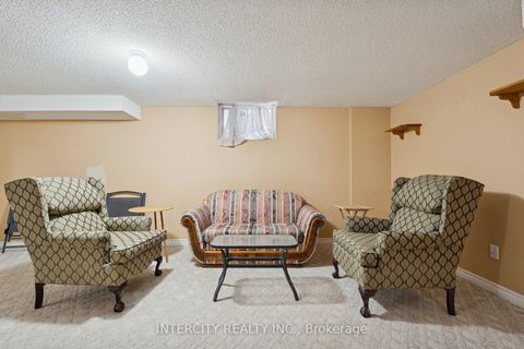 Photo 41 at 25 Meyer Avenue, East Bayfield, Barrie