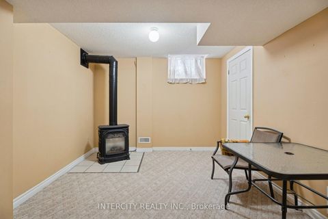 Photo 43 at 25 Meyer Avenue, East Bayfield, Barrie