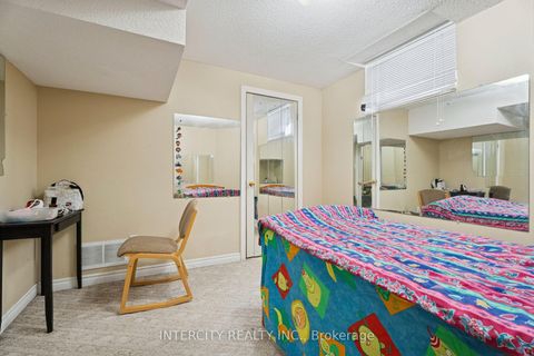 Photo 45 at 25 Meyer Avenue, East Bayfield, Barrie