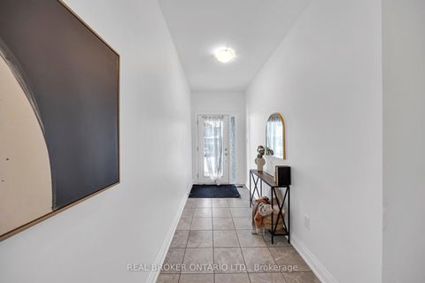 Photo 3 at 48 Barnyard Trail, Rural Barrie Southeast, Barrie