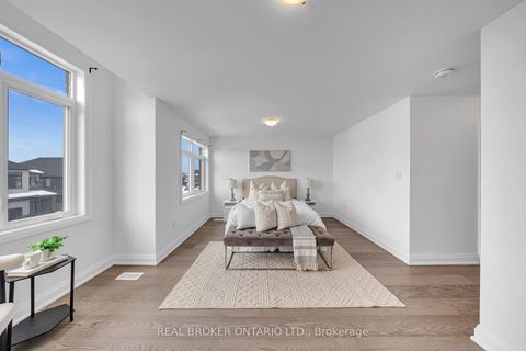 Photo 26 at 48 Barnyard Trail, Rural Barrie Southeast, Barrie