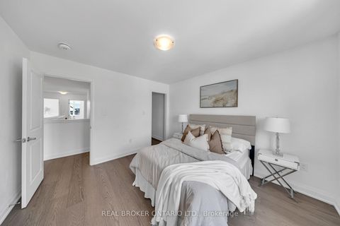 Photo 35 at 48 Barnyard Trail, Rural Barrie Southeast, Barrie