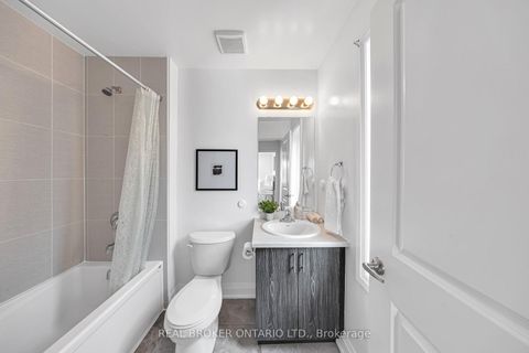 Photo 36 at 48 Barnyard Trail, Rural Barrie Southeast, Barrie