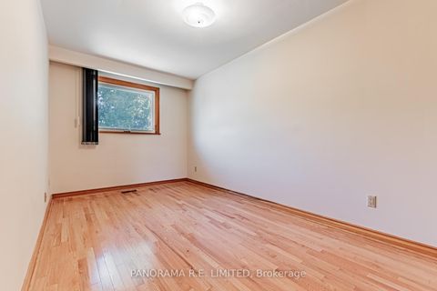 Photo 10 at 53 Vanguard Drive, City Centre West, Toronto