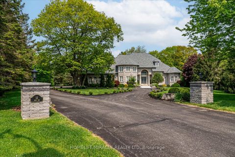 Photo 2 at 12 Deer Run, Rural Uxbridge, Uxbridge