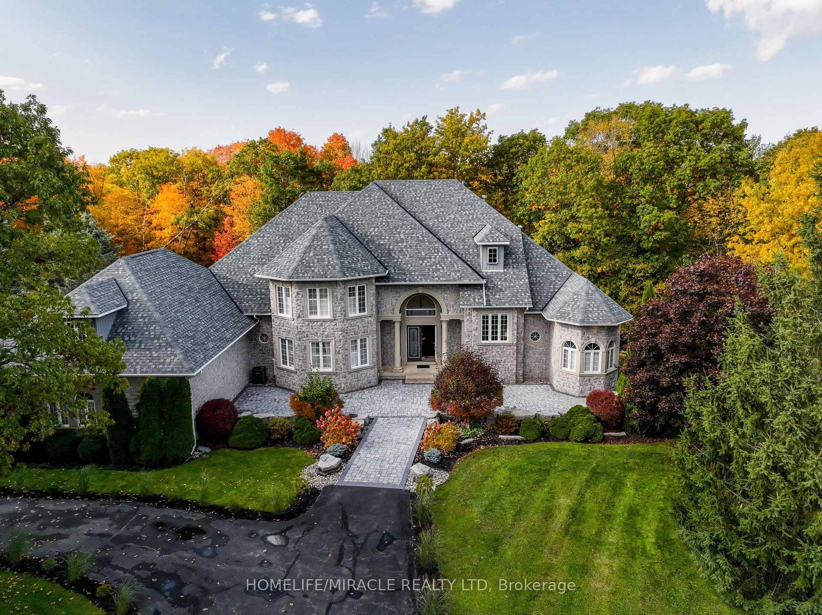 12 Deer Run, Rural Uxbridge, Uxbridge 
