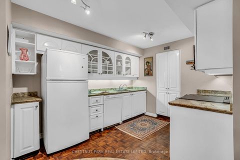 Photo 6 at 417 - 80 Front Street E, Yonge Corridor, Toronto