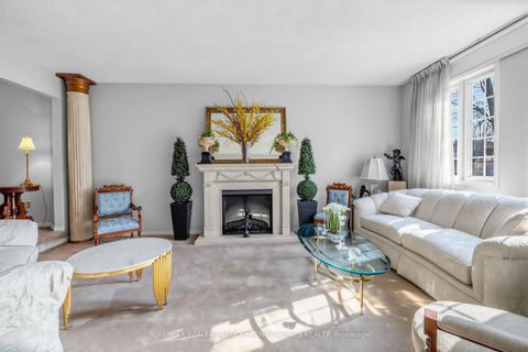 Photo 5 at 66 Marion Crescent, Raymerville, Markham