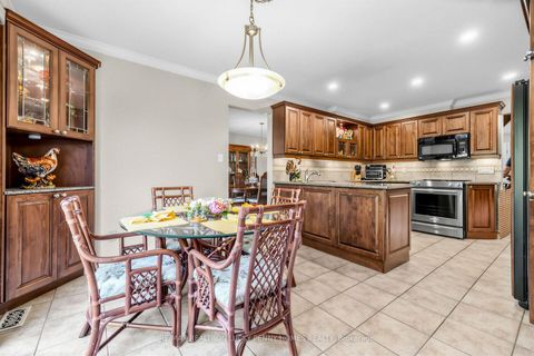 Photo 11 at 66 Marion Crescent, Raymerville, Markham