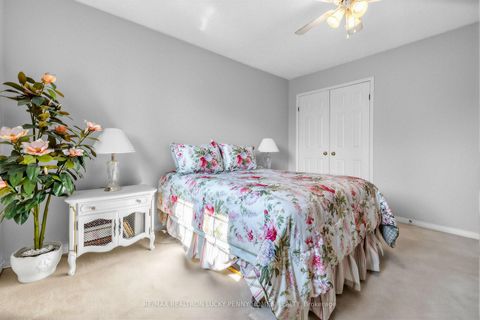 Photo 26 at 66 Marion Crescent, Raymerville, Markham