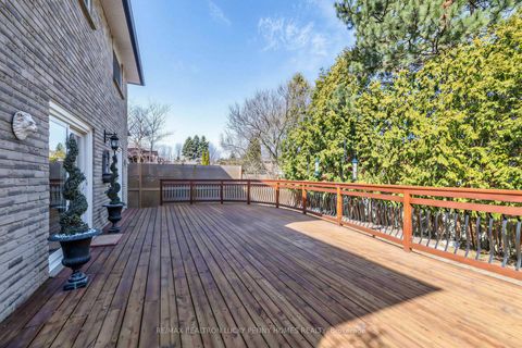 Photo 40 at 66 Marion Crescent, Raymerville, Markham