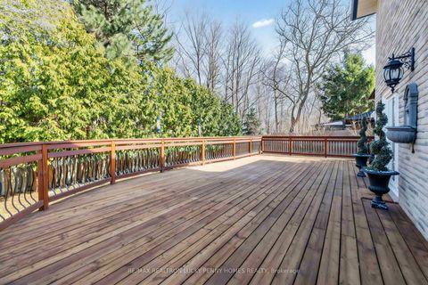 Photo 41 at 66 Marion Crescent, Raymerville, Markham