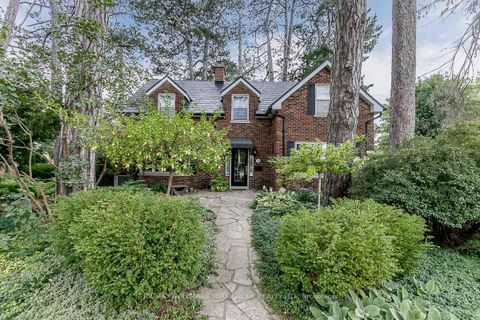 Photo 0 at 78 Wells Street, Aurora Village, Aurora