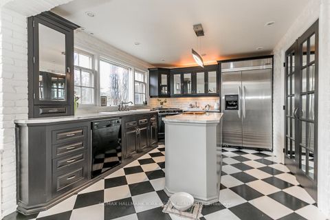 Photo 6 at 78 Wells Street, Aurora Village, Aurora