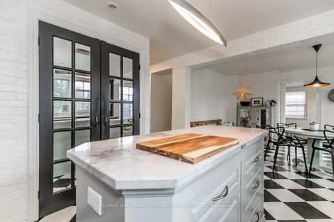 Photo 8 at 78 Wells Street, Aurora Village, Aurora