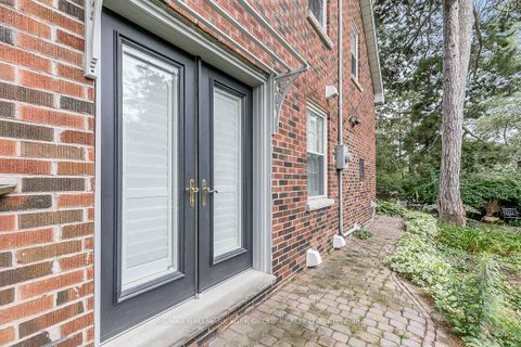 Photo 19 at 78 Wells Street, Aurora Village, Aurora